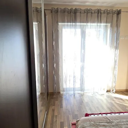 Dean's - 2 Bedroom Bellavista In *